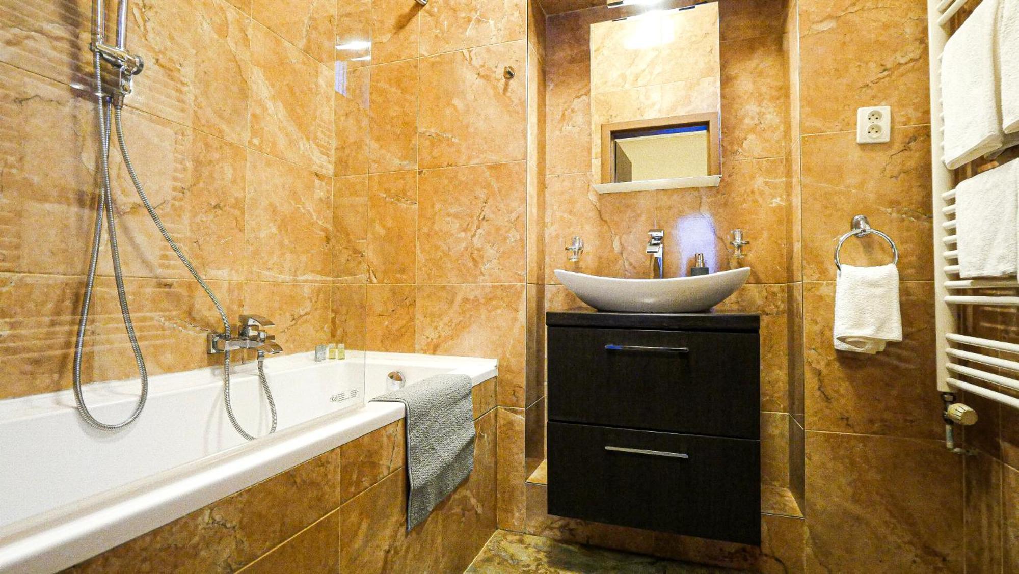 Residence Moravia Apartments Karlovy Vary Ngoại thất bức ảnh